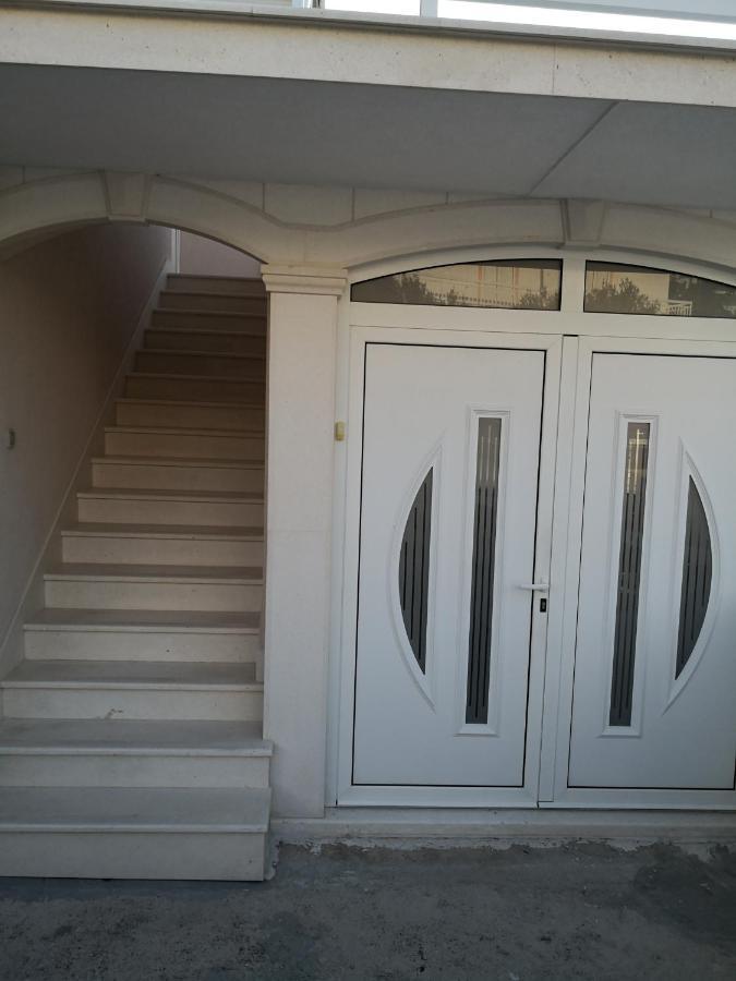 Apartments Kresic Hvar Town Bagian luar foto